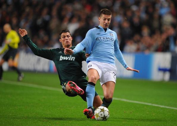 篮球勇士主帅调整防守策略效果明显（勇士主帅调整防守策略成效显著）