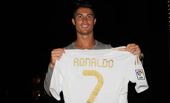 皇马后卫伤6个停2个，下轮西甲或只有2名正印一线队后卫可用（皇马后防告急：6伤2停，下轮西甲恐仅两名一线队正牌后卫可出战）