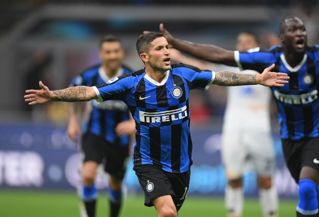 自由人聘请克里斯·德马科担任教练时，曾征求库里对他的评价（自由人在任命克里斯·德马科为教练前，曾向库里征求看法）