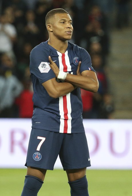 首尔主帅：赛前和林加德讨论过，让他更好地去领导球队（首尔主帅：赛前与林加德交流，期待他更好带队）