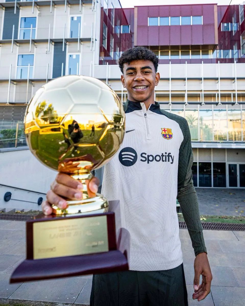 都灵旧将：莫德里奇总能带来不同，莱奥一个动作就能决定比赛（前都灵球员：莫德里奇总能改写战局，莱奥一招即可定胜负）