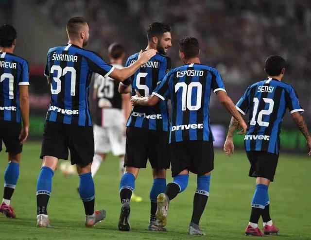 成都蓉城连战连捷成为黑马（成都蓉城高歌猛进崛起为黑马）