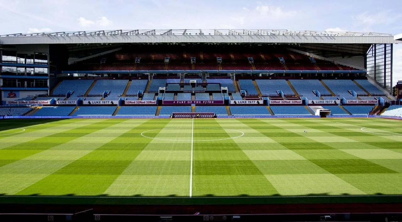 全是重磅对决！联赛杯半决赛：伦敦德比切尔西vs阿森纳，曼城vs纽卡（联赛杯半决赛双重焦点：伦敦德比切尔西战阿森纳，曼城迎战纽卡斯尔）