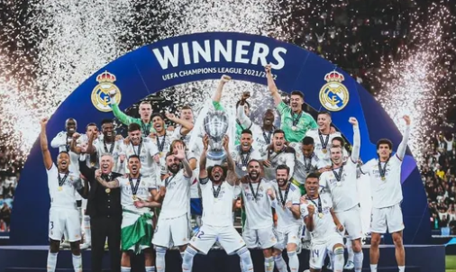 英超单场双0.8+数据：B费再创近四季第二纪录（英超单场双0.8+数据再现，B费再度写下近四季次高纪录）